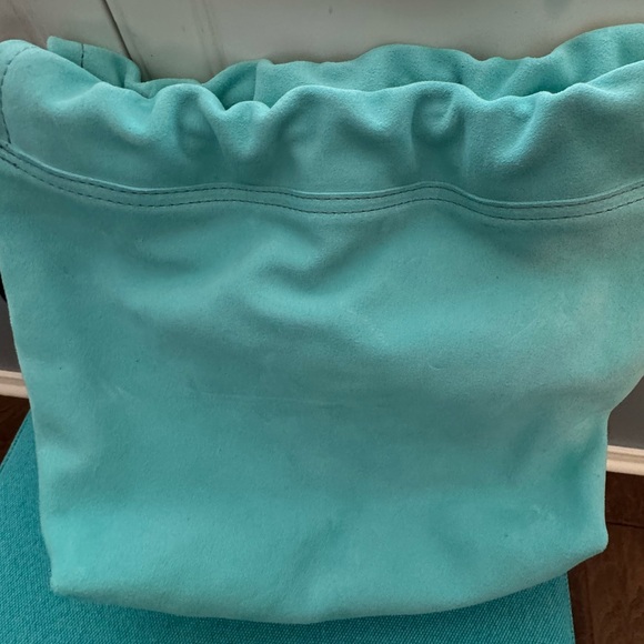 Salish Leather Aqua Bucket Bag - Picture 3 of 5